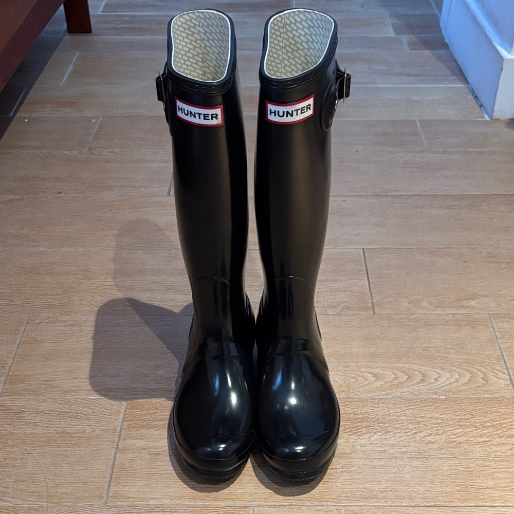 Hunter Glossy Black Tall Boots